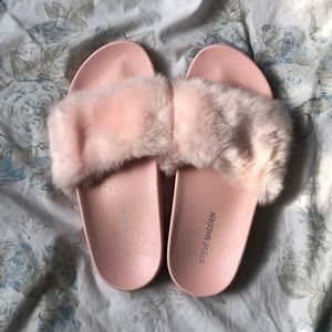 Steve Madden slippers